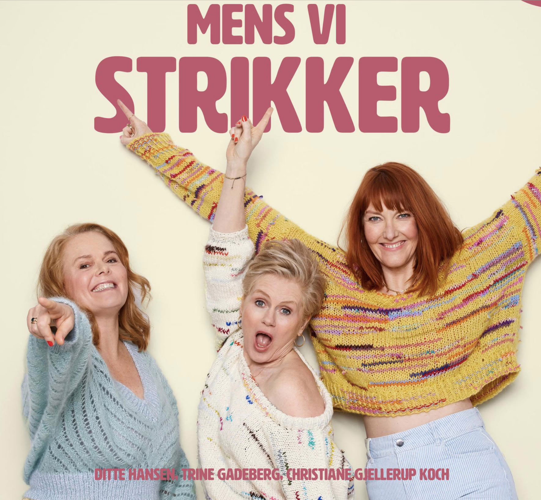 Mens Vi Strikker